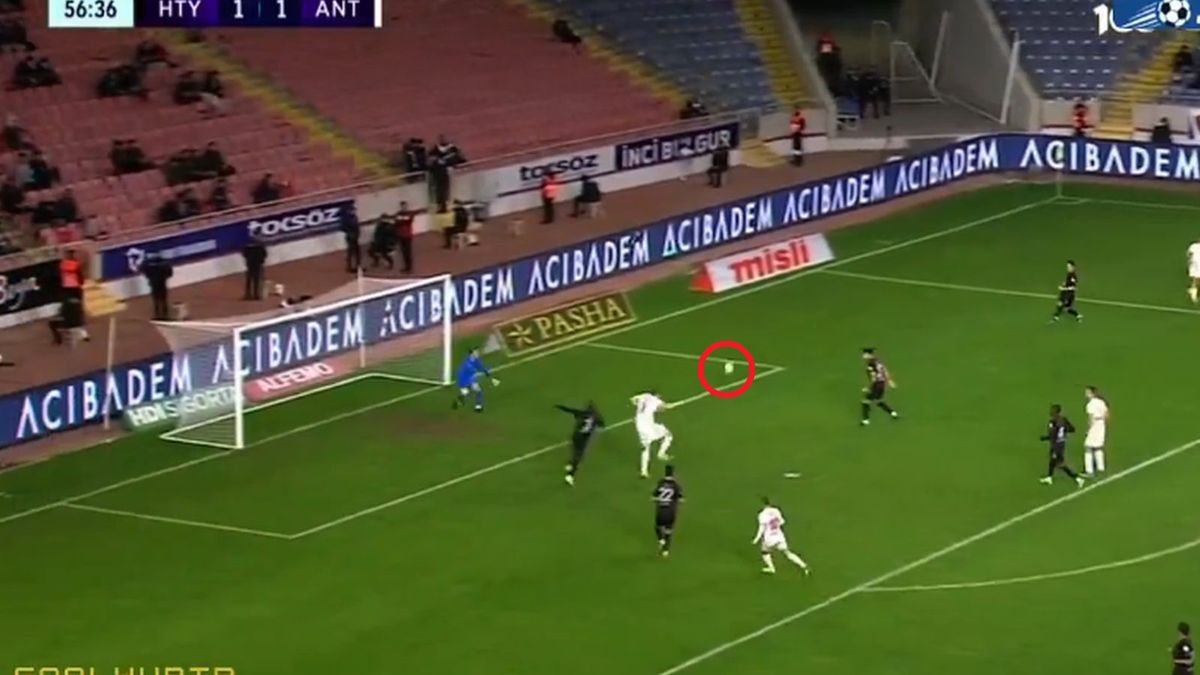 Zdjęcie okładkowe artykułu: Twitter / twitter.com/Golsuperlig10 / Na zdjęciu: gol Adama Buksy w lidze tureckiej