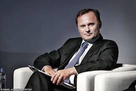 Leszek Czarnecki pod presją. Komisja Nadzoru Finansowego oczekuje konkretnych działań