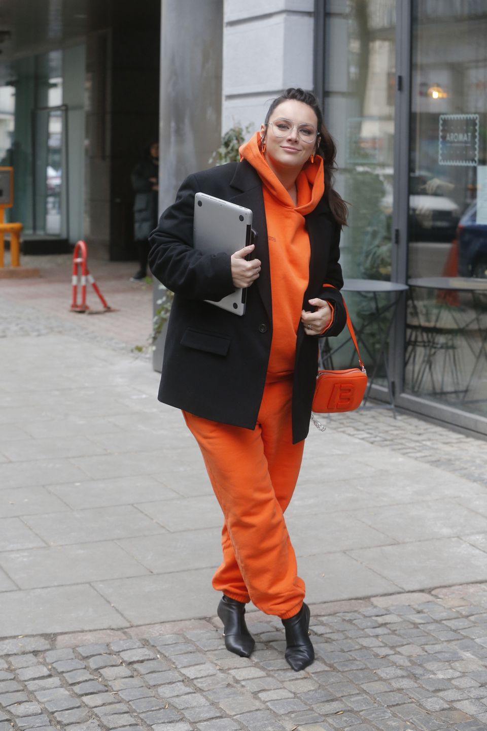 Ewa Farna przed studiem "DDTVN"