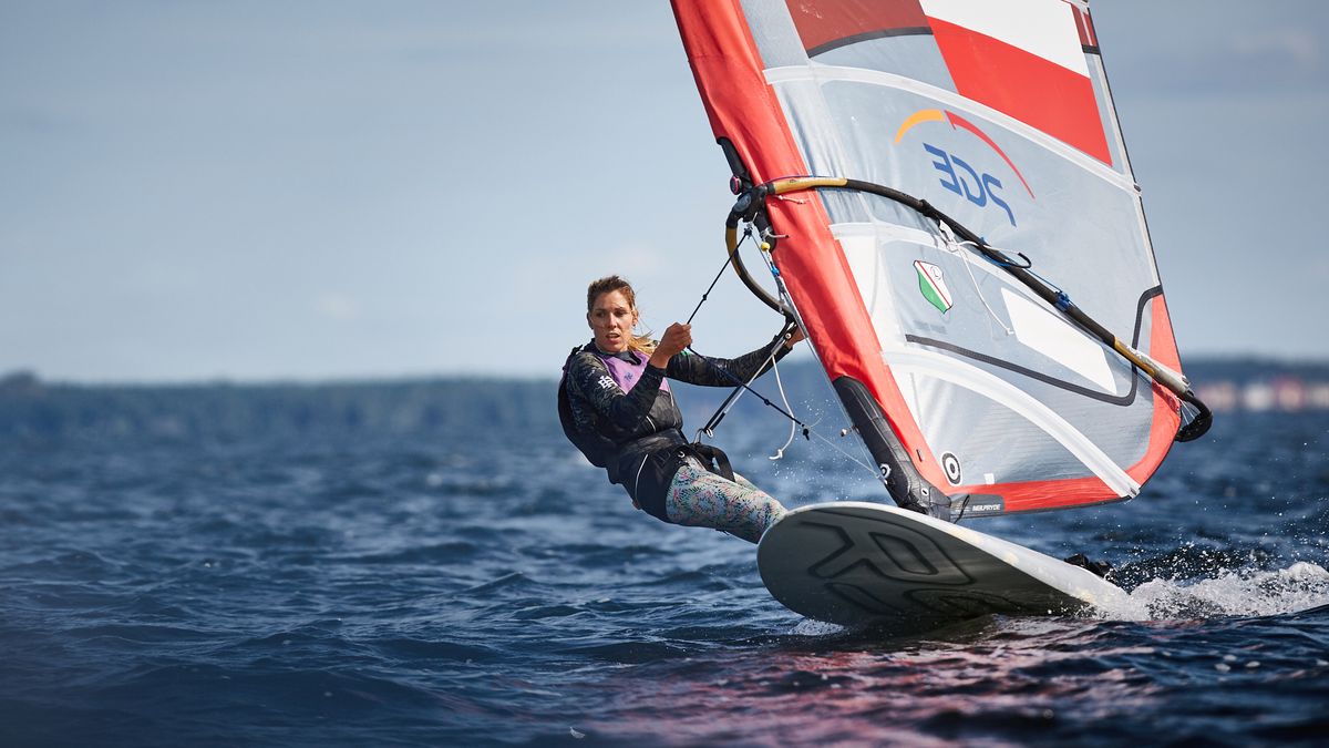 Zdjęcie okładkowe artykułu: Materiały prasowe / Jacek Kwiatkowski / PZŻ / Na zdjęciu: Zofia Klepacka w olimpijskiej klasie RS:X