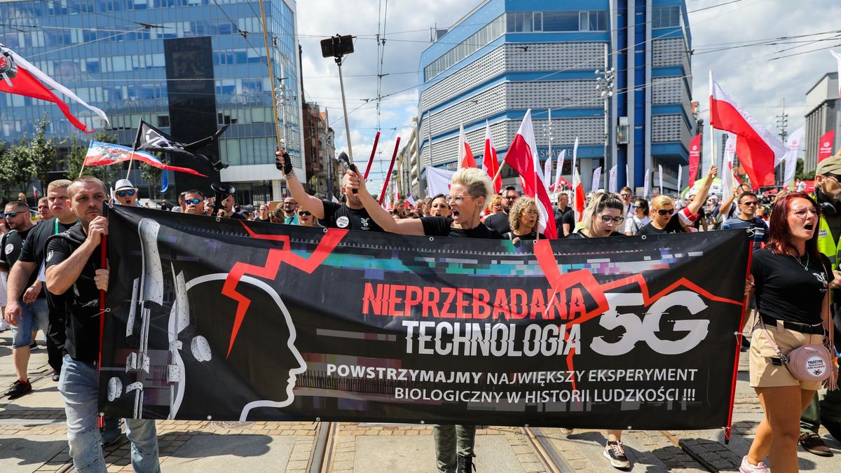 Demonstracja przeciwko 5G w Polsce
