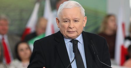 Kaczyńskiego wzięło na wspomnienia. "Nieszczęście, nędza z bidą"