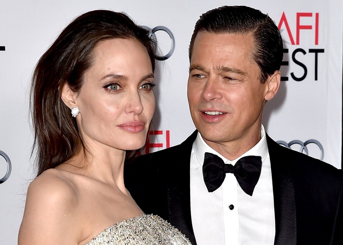 Angelina Jolie sprzedała prezent od Brada Pitta za kosmiczną sumę!