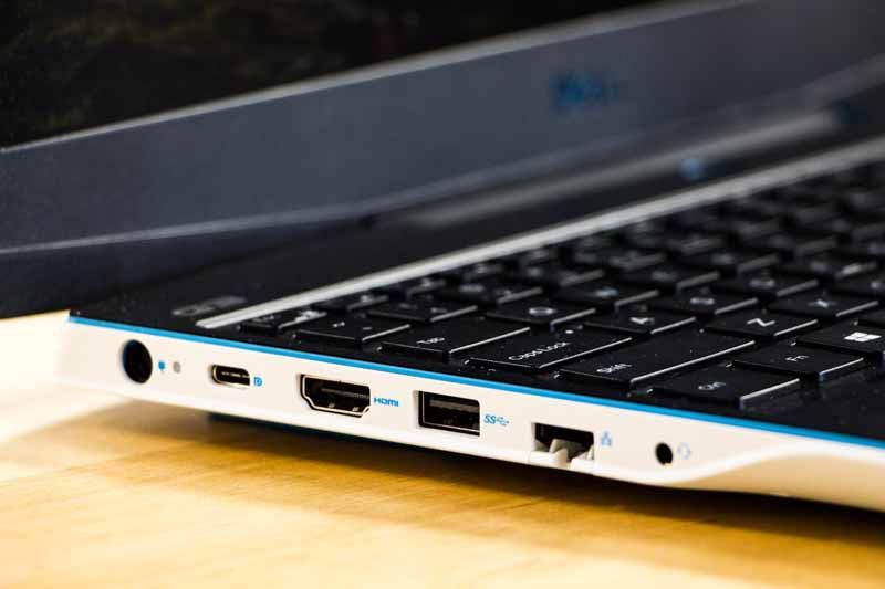 Dell Inspiron G3 15  lewy bok