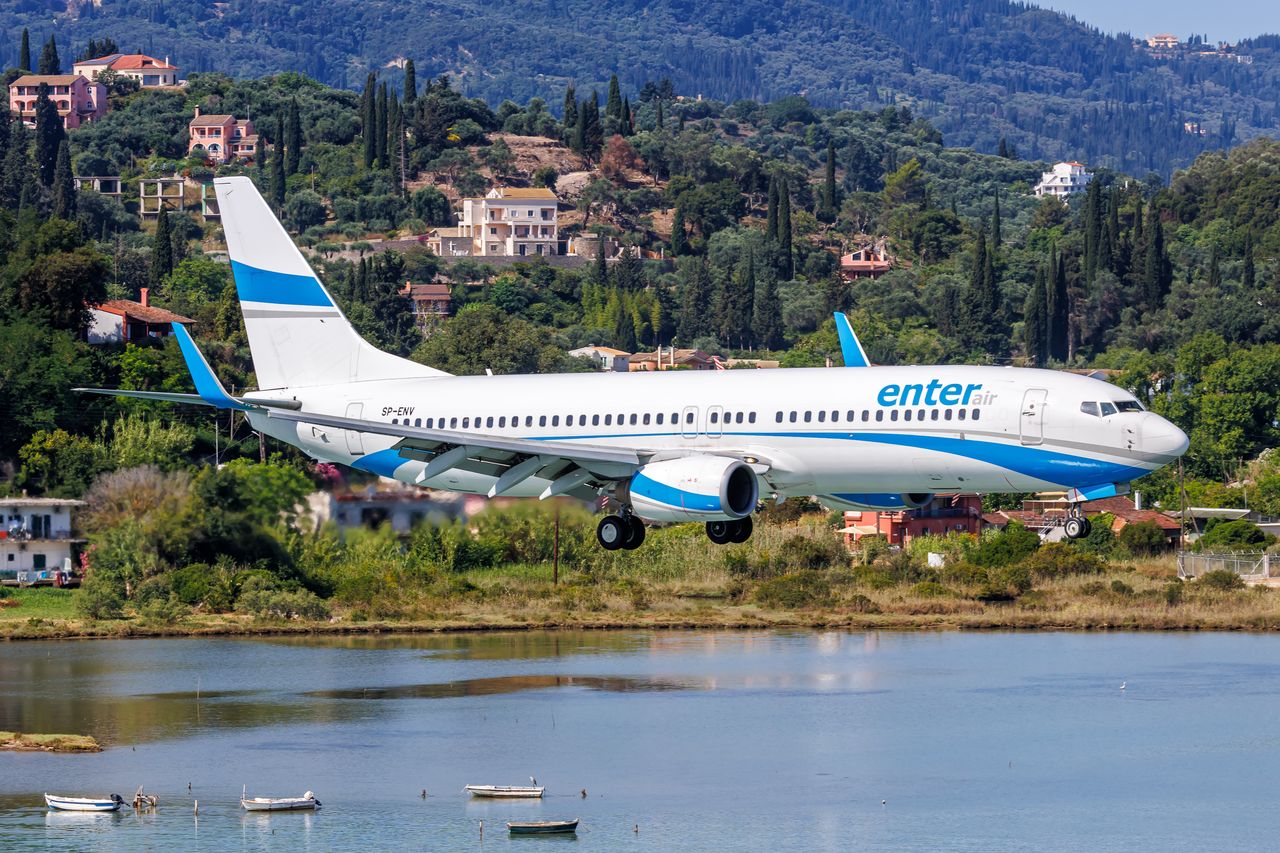 Polacy latają nimi na wakacje. Oto ile zarobili. Enter Air odsłania karty