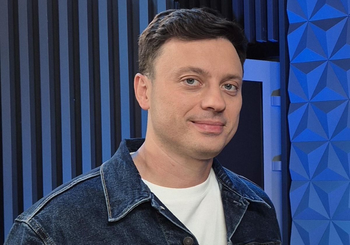 Polsateria, czyli dzień z Piotrem Witwickim. Weszłam za kulisy Polsatu i Interii