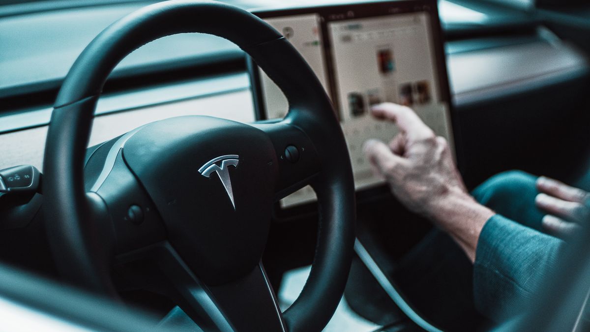 Tesla przegrała w sądzie. Zapłaci klientowi 158 tys. euro