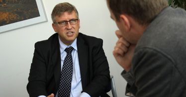 Banki muszą szukać nowych źródeł przychodów