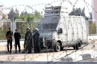 Proces Mursiego. Oskarżony zamknięty w dźwiękoszczelnej klatce