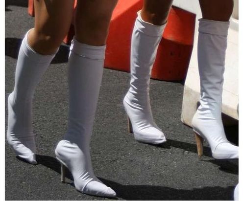 Krótka historia białych kozaczków 2