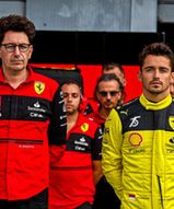Ferrari popełniło błąd? Mattia Binotto rozchwytywany w F1