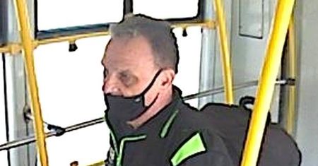 Wrocław. Poszukiwany sprawca kradzieży bagaży. Rozpoznajesz go?