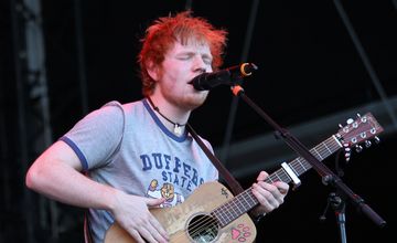 Ed Sheeran ma PR-owy kłopot po usunięciu Macklemore’a ze swojej trasy