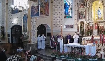 Śląskie. Pogrzeb wicestarosty bielskiego Grzegorza Szetyńskiego. Pośmiertny medal