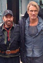 Chuck Norris i Dolph Lundgren na planie "Niezniszczalnych 2" [foto]