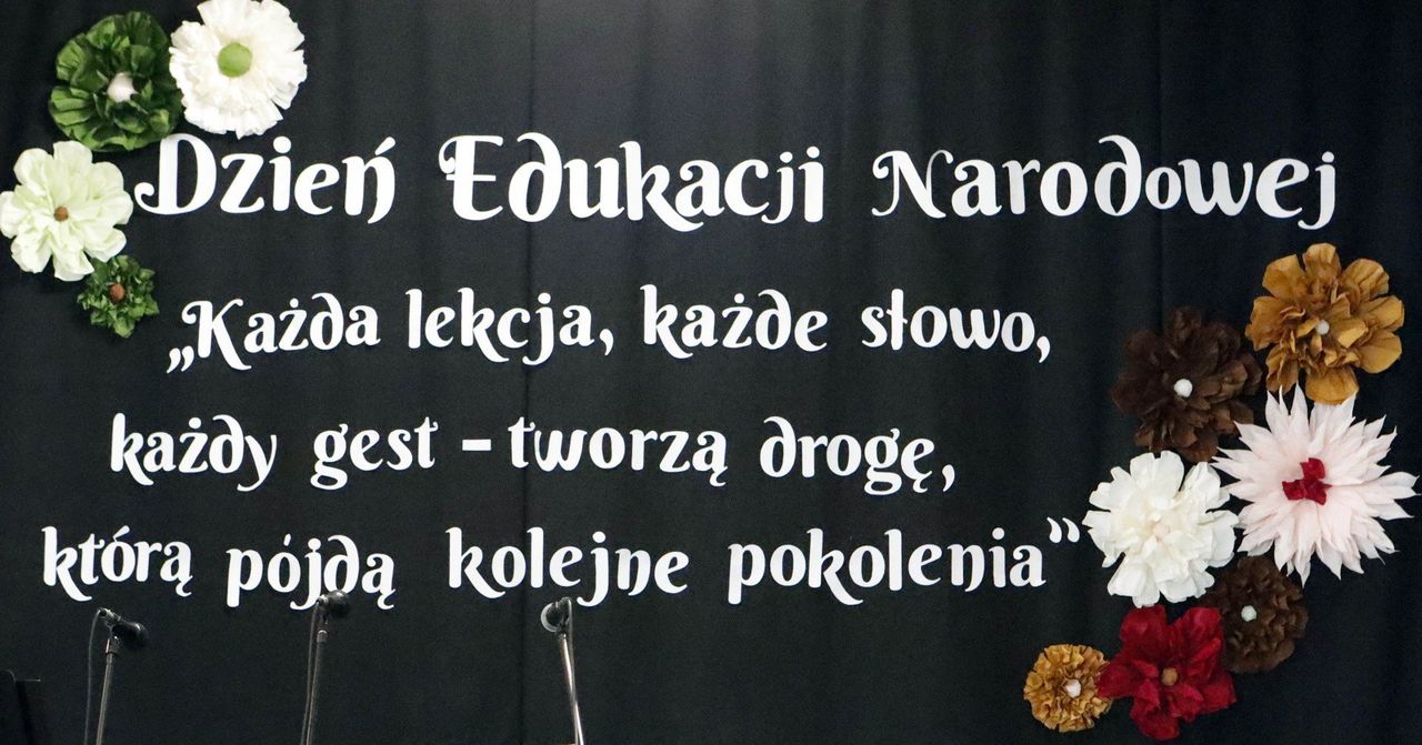 Świętowanie po nauczycielsku. W szkołach wolne, w przedszkolach dzień jak co dzień