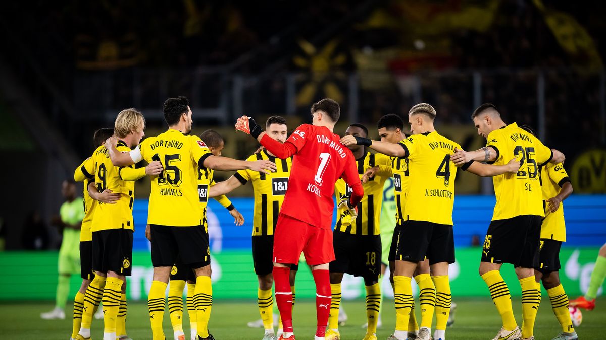 Zdjęcie okładkowe artykułu: Getty Images / Marvin Ibo Guengoer / Na zdjęciu: Piłkarze Borussii Dortmund.