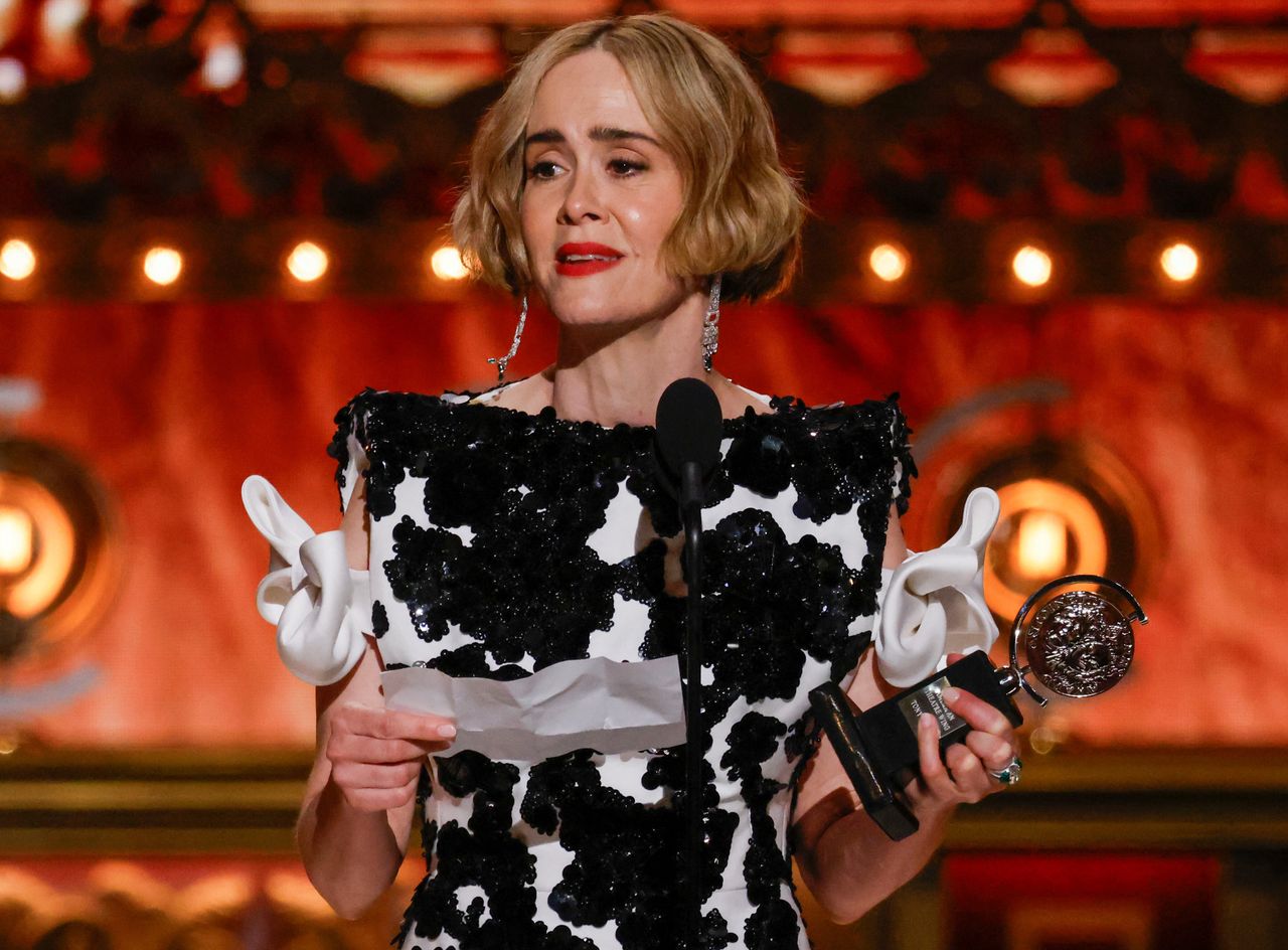 Sarah Paulson spoke from the stage to her partner