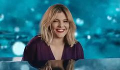 Do 30 GB gratis po doładowaniu w promocji Play na kartę, w reklamach Ania Dąbrowska (wideo)