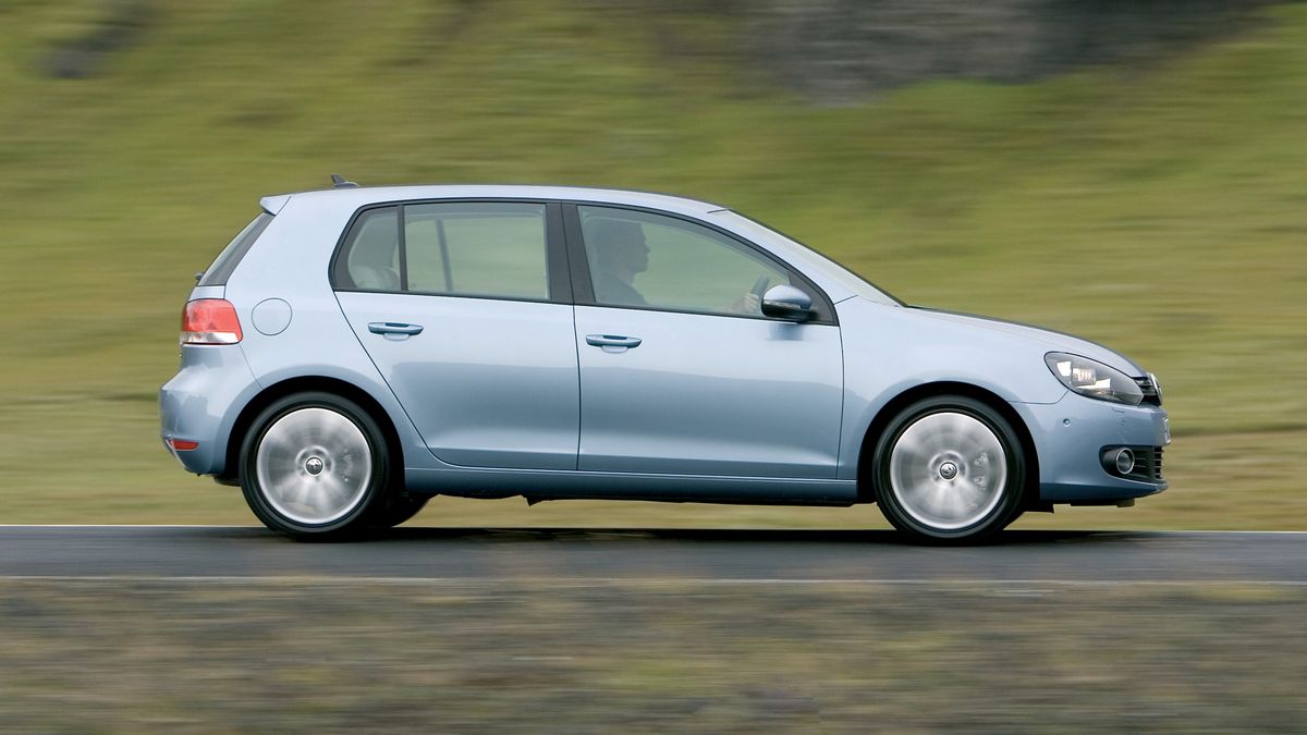 Volkswagen Golf od lat znajduje się na liście popularnych aut importowanych.