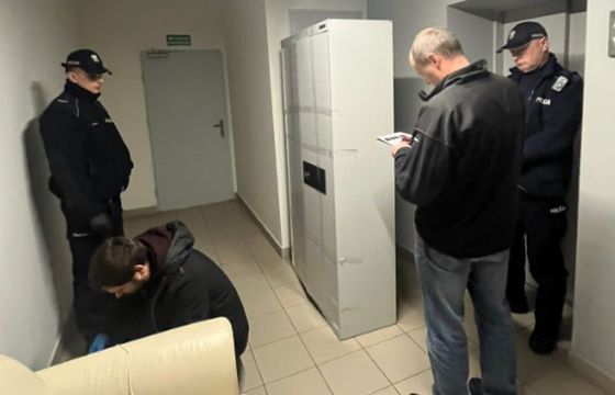 Wyłamano szafę pancerną telewizji narodowców. „Przestępcy poniosą konsekwencje”