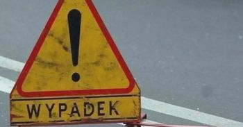 Struża-Kolonia: Czołowe zderzenie dwóch ciężarówek. Utrudnienia na krajowej 12-stce