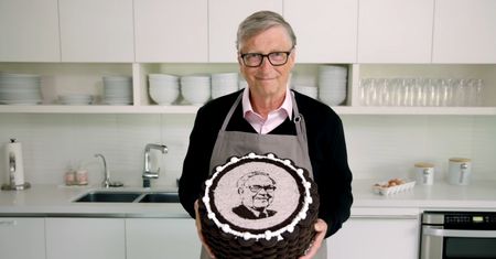 Bill Gates zaskoczył. Miliarder upiekł tort dla... miliardera