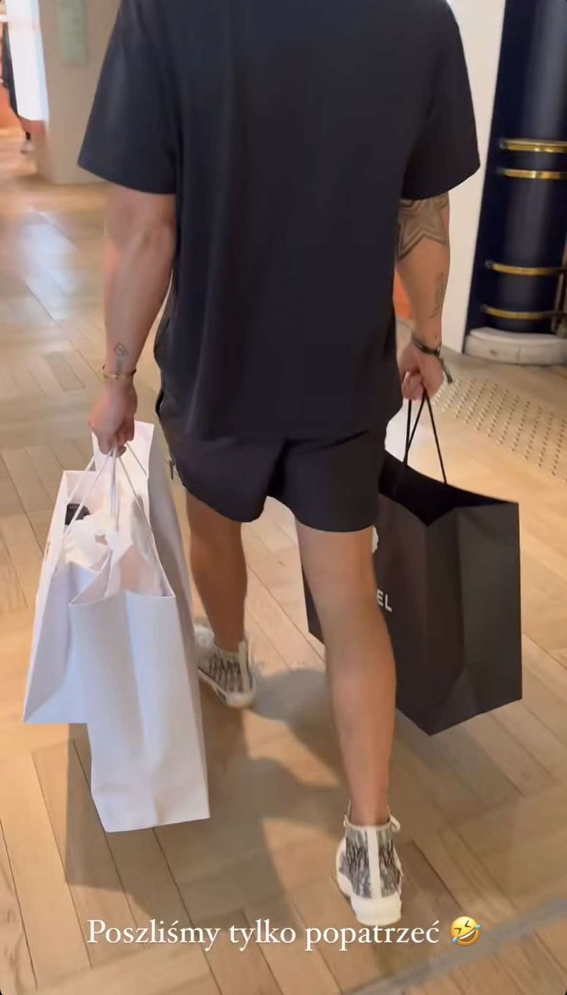 Andziaks relacjonuje ekskluzywne zakupy w Paryżu