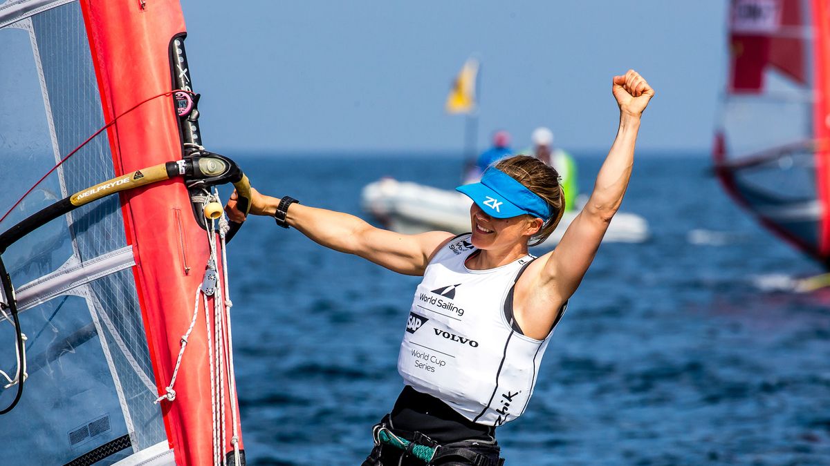 Zdjęcie okładkowe artykułu: Materiały prasowe / Jesus Renedo / Sailing Energy / World Sailing / Na zdjęciu: Małgorzata Białecka w olimpijskiej klasie RS:X
