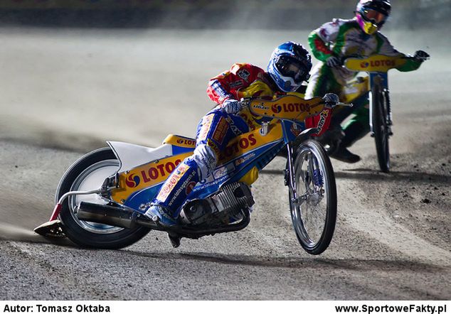 Czy Nicki Pedersen okaże się lepszy od Jasona Crumpa? (fot. Tomasz Oktaba)