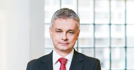 Rząd będzie namawiał Polaków do lokowania oszczędności w nieruchomościach. "Inwestowanie bez ryzyka nie istnieje"