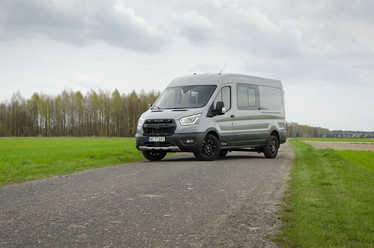 Ford Transit Trail (brygadówka) 2.0 EcoBlue – po liftingu jeszcze lepszy