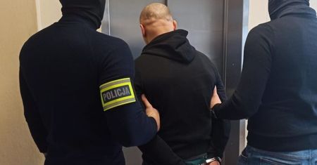 Katowice. Zaatakował kobiety z nożem w ręku. Nie cieszył się długo łupem