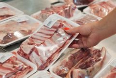 Jakie wybierać i jak przechowywać surowe mięso?