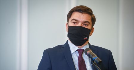 Koronawirus w Polsce. Rzecznik ministerstwa o najnowszym raporcie