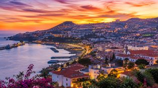 Funchal na Maderze. Miasto, które pachnie oceanem, kwiatami i spokojniejszym życiem