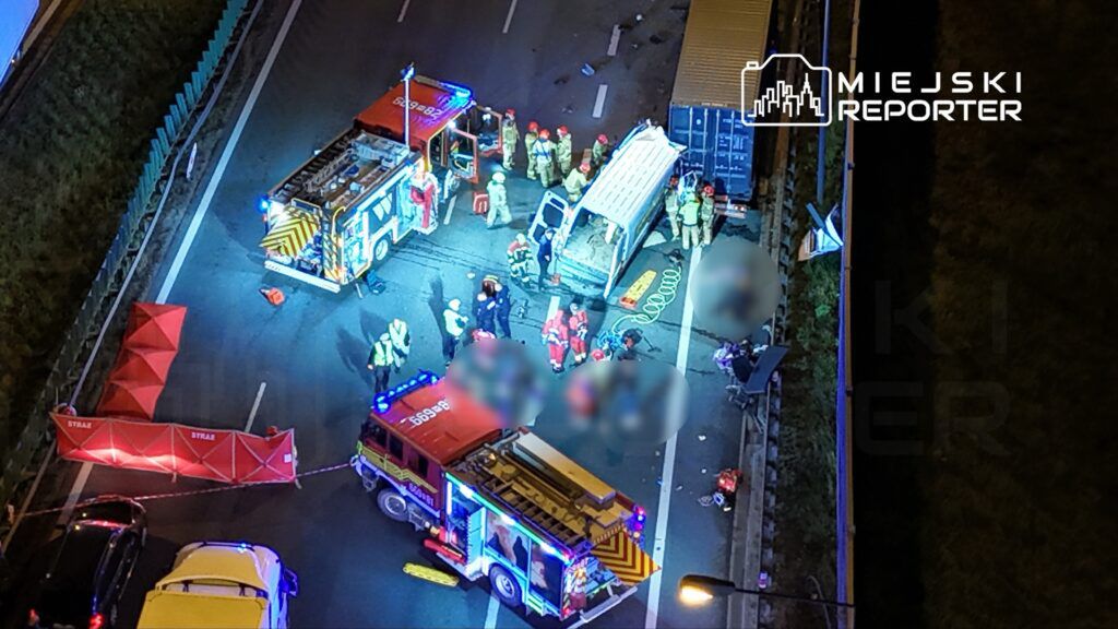 Tragiczny wypadek busa na S2. In-Post wydał oświadczenie