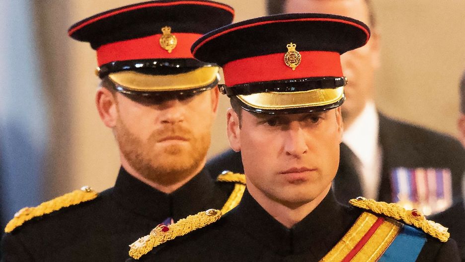 Dwóch synów króla Karola III - William i Harry