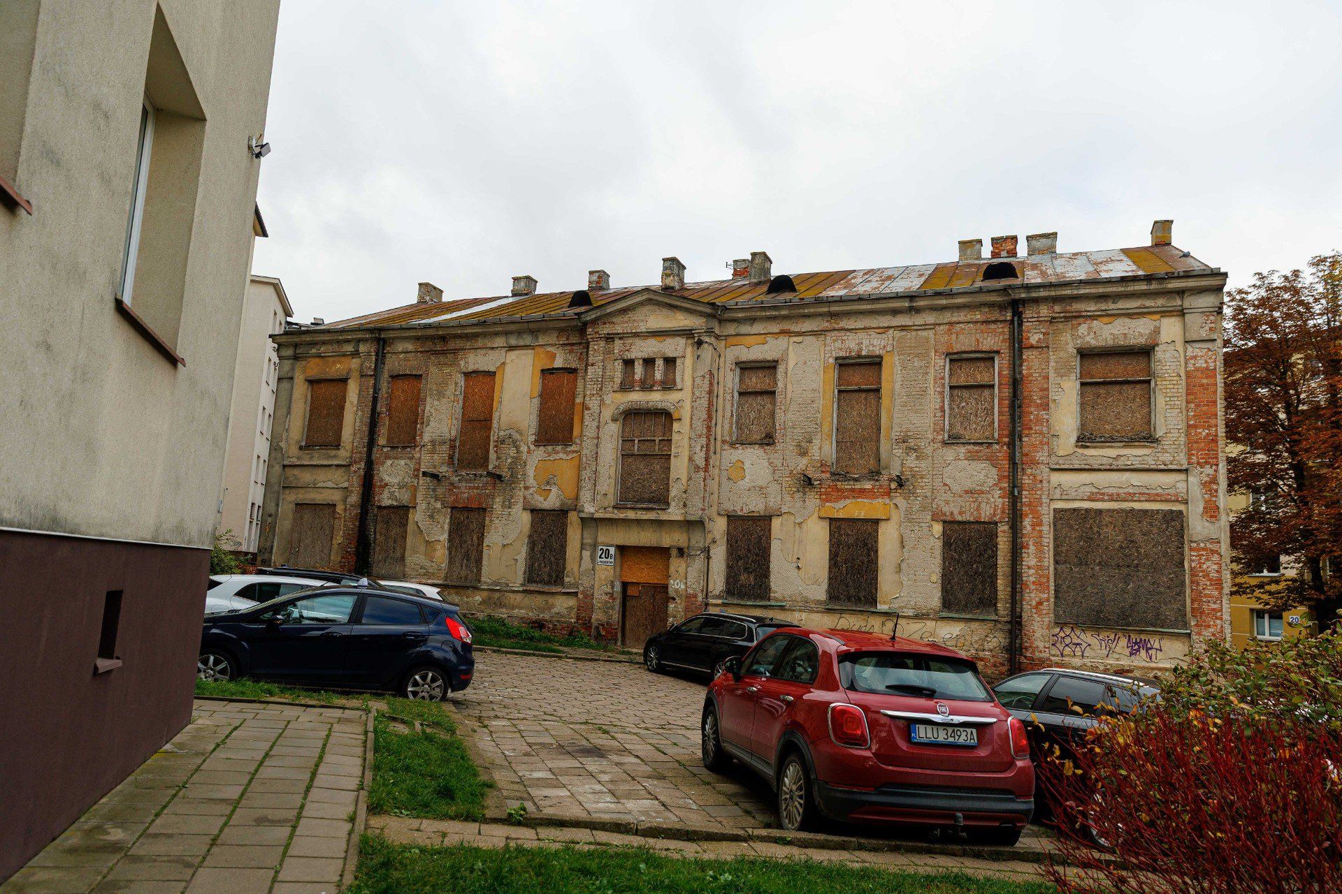 Miasto próbuje znaleźć chętnego do kupna zabytkowej kamienicy przy alei Piłsudskiego 20B