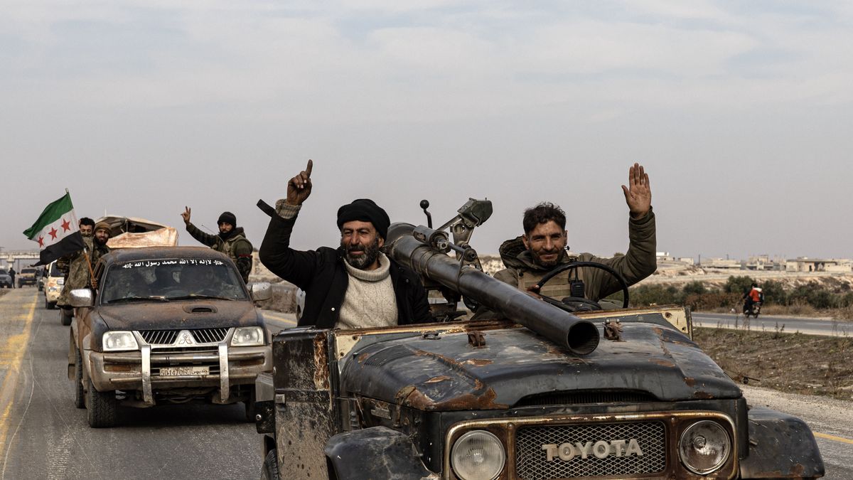 Aleppo, Syria after Operation Dawn of FreedomHAMA, SYRIA - DECEMBER 6: National Syrian Army soldiers celebrate in the city after opposition forces led by HTS (Hayyet Tahrir al-Sham) took control of Hama city center and surrounding villages on December 6, 2024 in Hama, Syria. (Photo by Ugur Yildirim/ dia images via Getty Images)dia imagesbestof, topix
