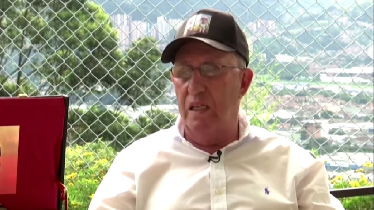 Roberto Escobar chce pozwać Apple. Jego zdaniem przez FaceTime'a hakerzy zdobyli jego dane.