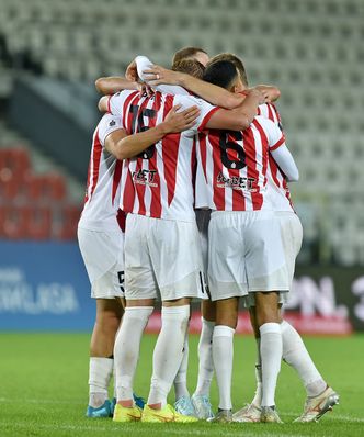 PKO Ekstraklasa: Cracovia dogoniła lidera, Widzew tuż za podium, zobacz tabelę