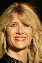 Laura Dern znowu z dinozaurami