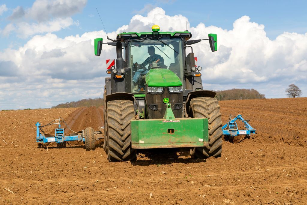Nie żyje trzyletni chłopiec. Zginął pod kołami ciągnika