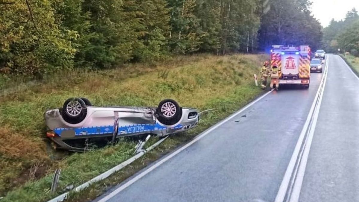 Wypadek radiowozu w Kłódce 