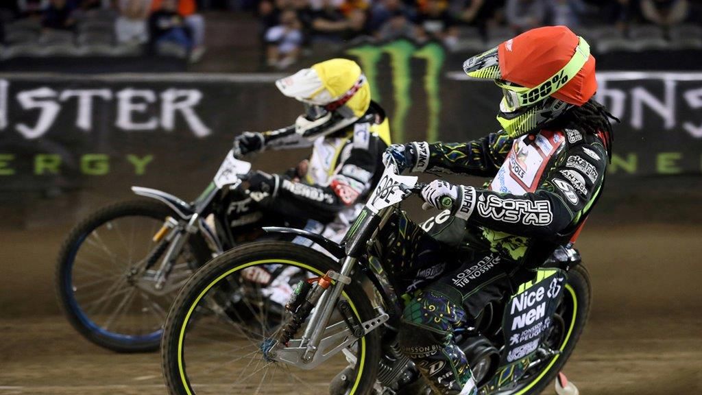 Zdjęcie okładkowe artykułu: WP SportoweFakty / Jarosław Pabijan / Antonio Lindbaeck w Grand Prix. To na jego motocyklu będzie jeździł Lawson.