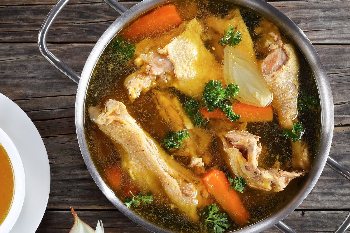 Z tego mięsa rosół wychodzi najlepszy. Pełen smaku, esencjonalny i z idealną ilością oczek