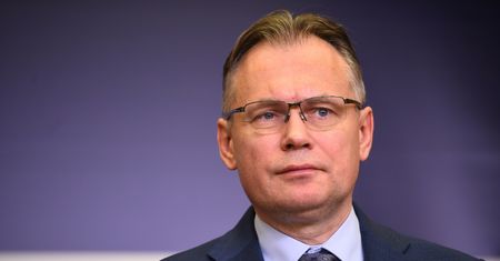 "Kwestia reparacji nie jest zamknięta". Chce formalnej deklaracji rządu