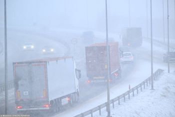 Sytuacja jest naprawdę ciężka. "Muszą pracować na kolanie"