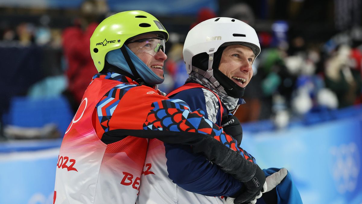 Zdjęcie okładkowe artykułu: Getty Images / Cameron Spencer / Rosjanin Ilja Burow i Ukrainiec Ołeksandr Abramenko podczas Zimowych Igrzysk Olimpijskich w Pekinie